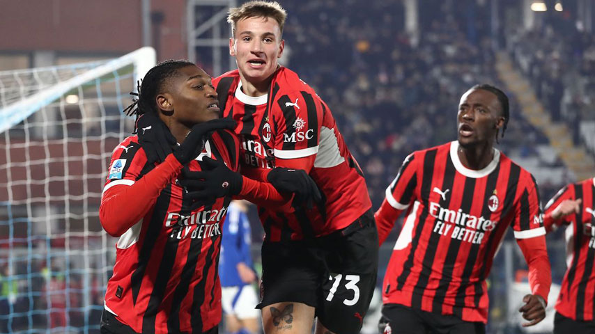 กัลโช่ ซีรีย์ อา อิตาลี : Como VS เอซี มิลาน